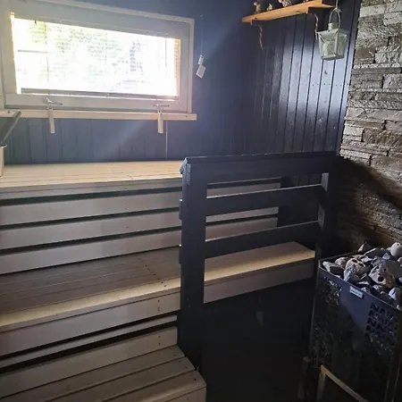 Rauhallinen Kokonaisuus Rentoutumiseen Feriehus Eura